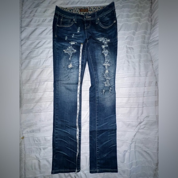 ZD premium Jean women’s with pearls sz 27 / juniors sz 3 - Picture 1 of 7